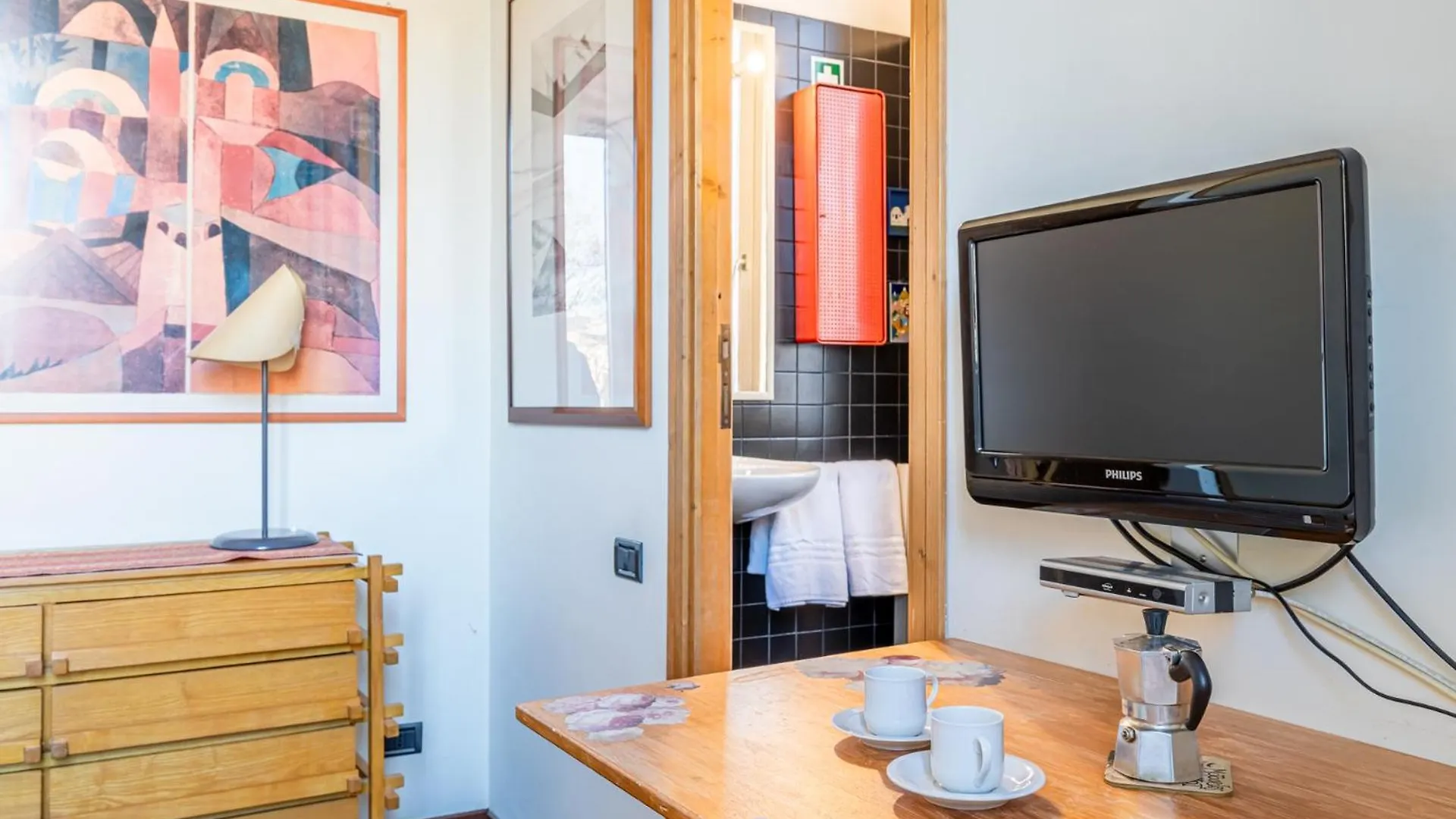 New Trastevere Home: Big, Elegant, Comfy Apartment Rome 0*,  Italie