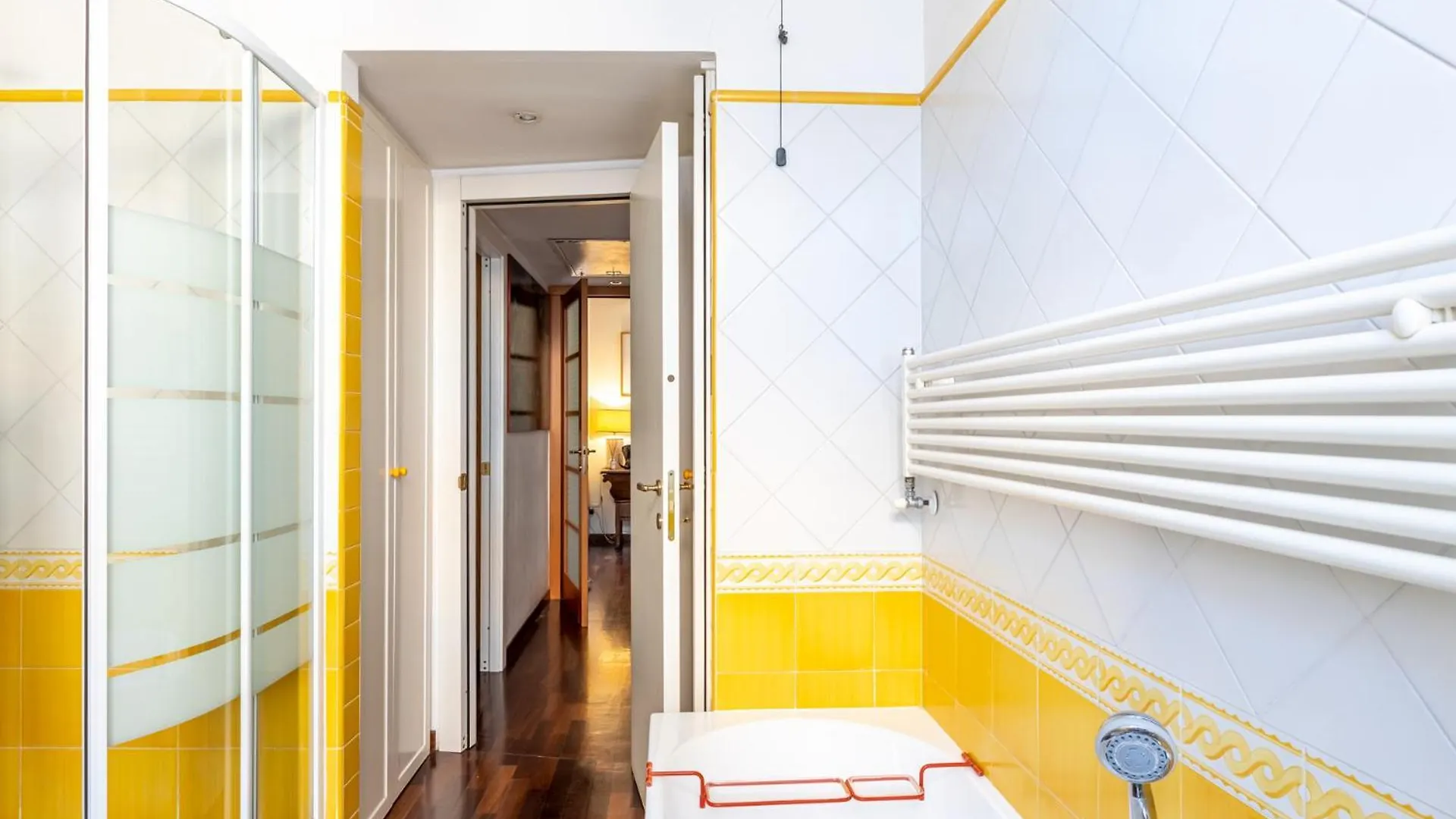 New Trastevere Home: Big, Elegant, Comfy Apartment Ρώμη 0*,