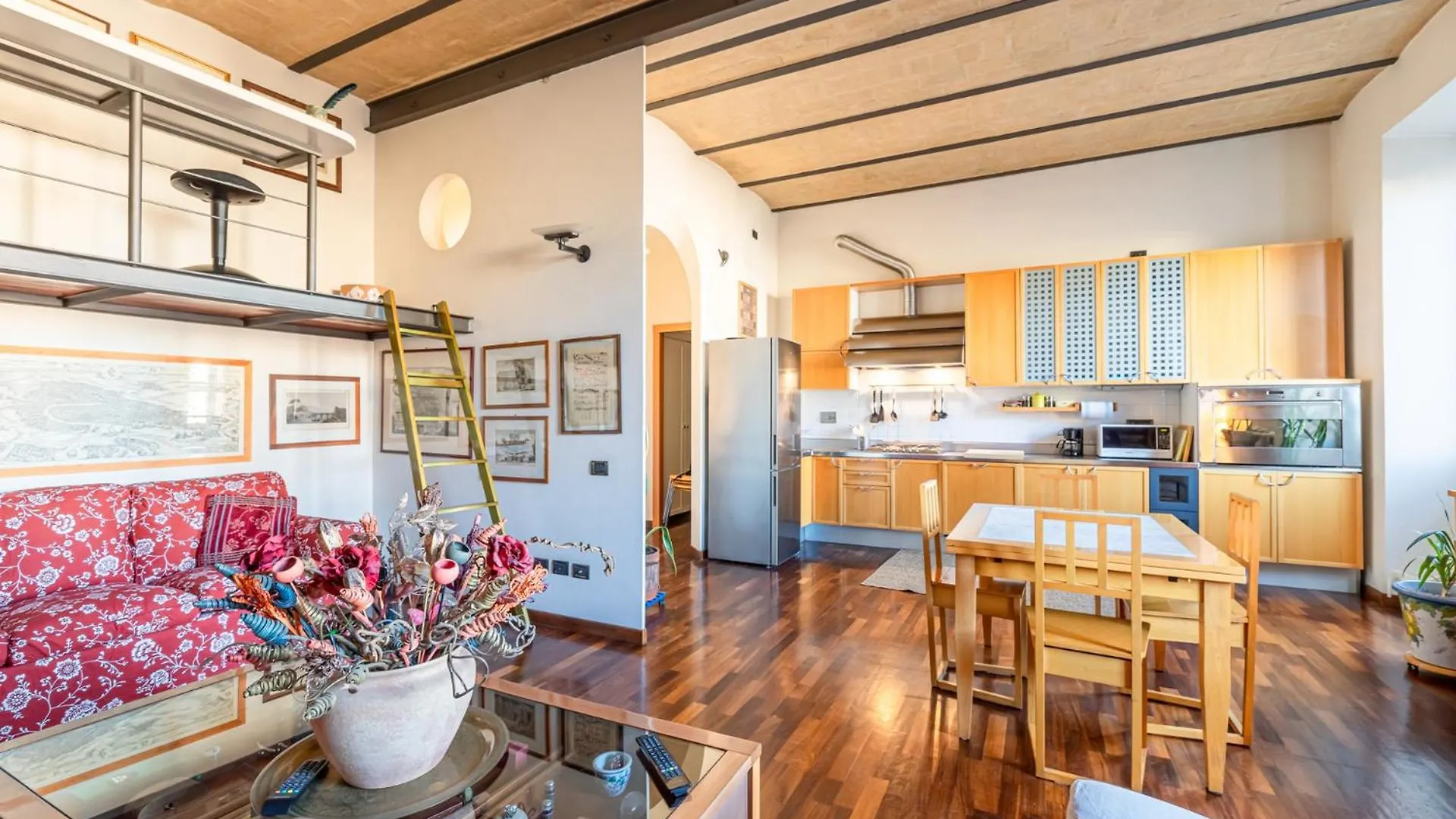 New Trastevere Home: Big, Elegant, Comfy Apartment Ρώμη Ιταλία