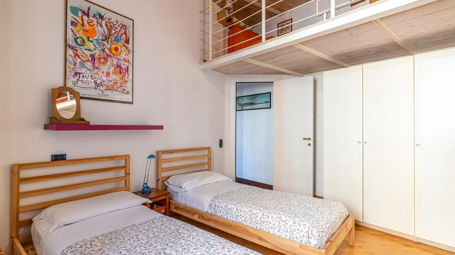 New Trastevere Home: Big, Elegant, Comfy Apartment Ρώμη