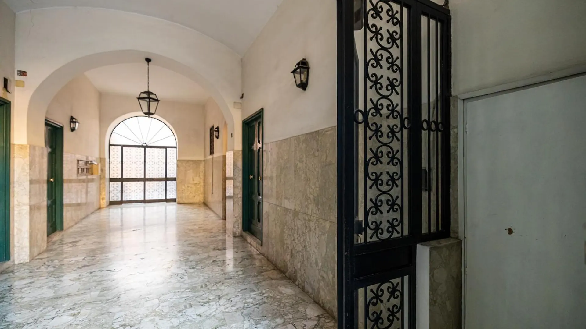 New Trastevere Home: Big, Elegant, Comfy Apartment Ρώμη