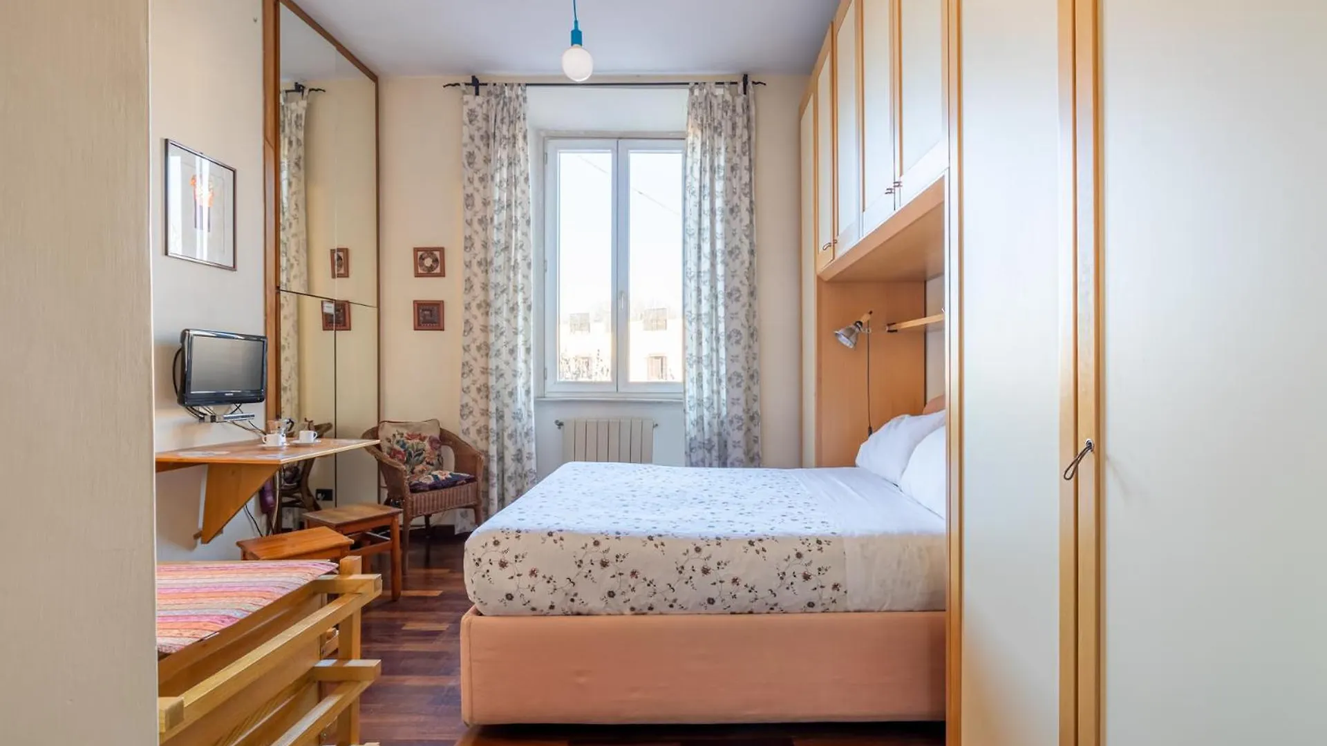 New Trastevere Home: Big, Elegant, Comfy Apartment Rome 0*,